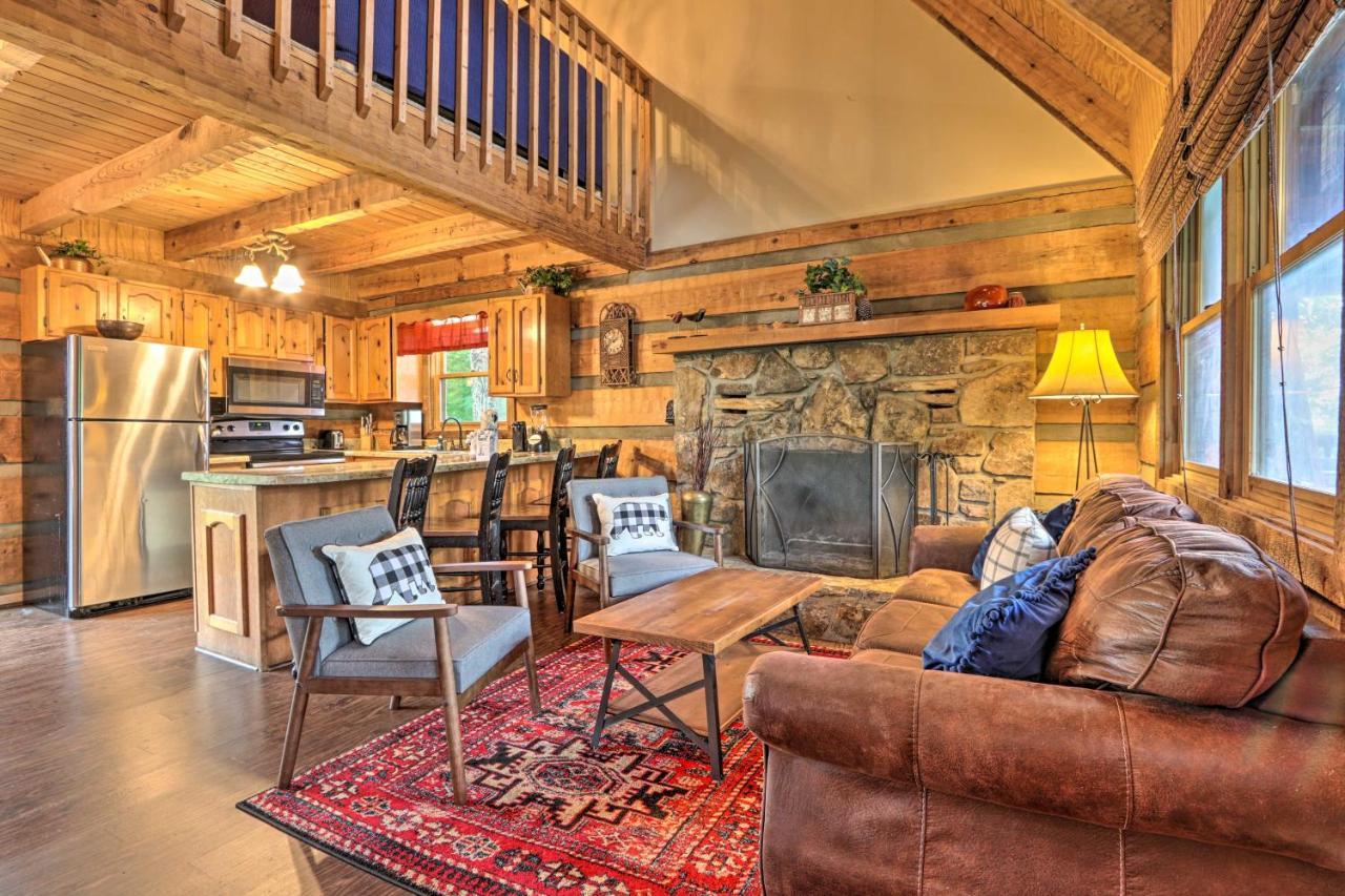 فيلا Gatlinburg Escape With Hot Tub, Deck And Mtn View المظهر الخارجي الصورة