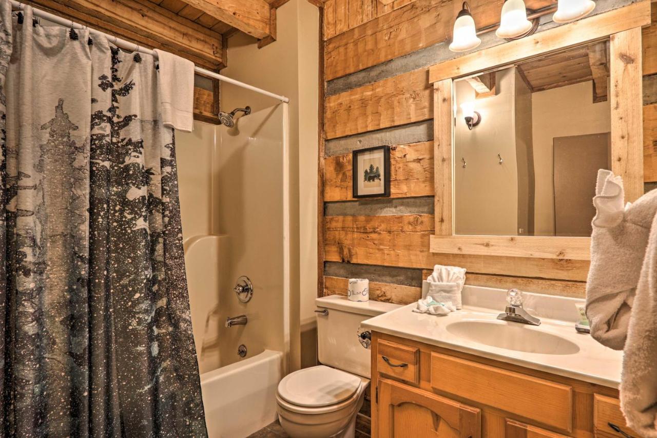 فيلا Gatlinburg Escape With Hot Tub, Deck And Mtn View المظهر الخارجي الصورة