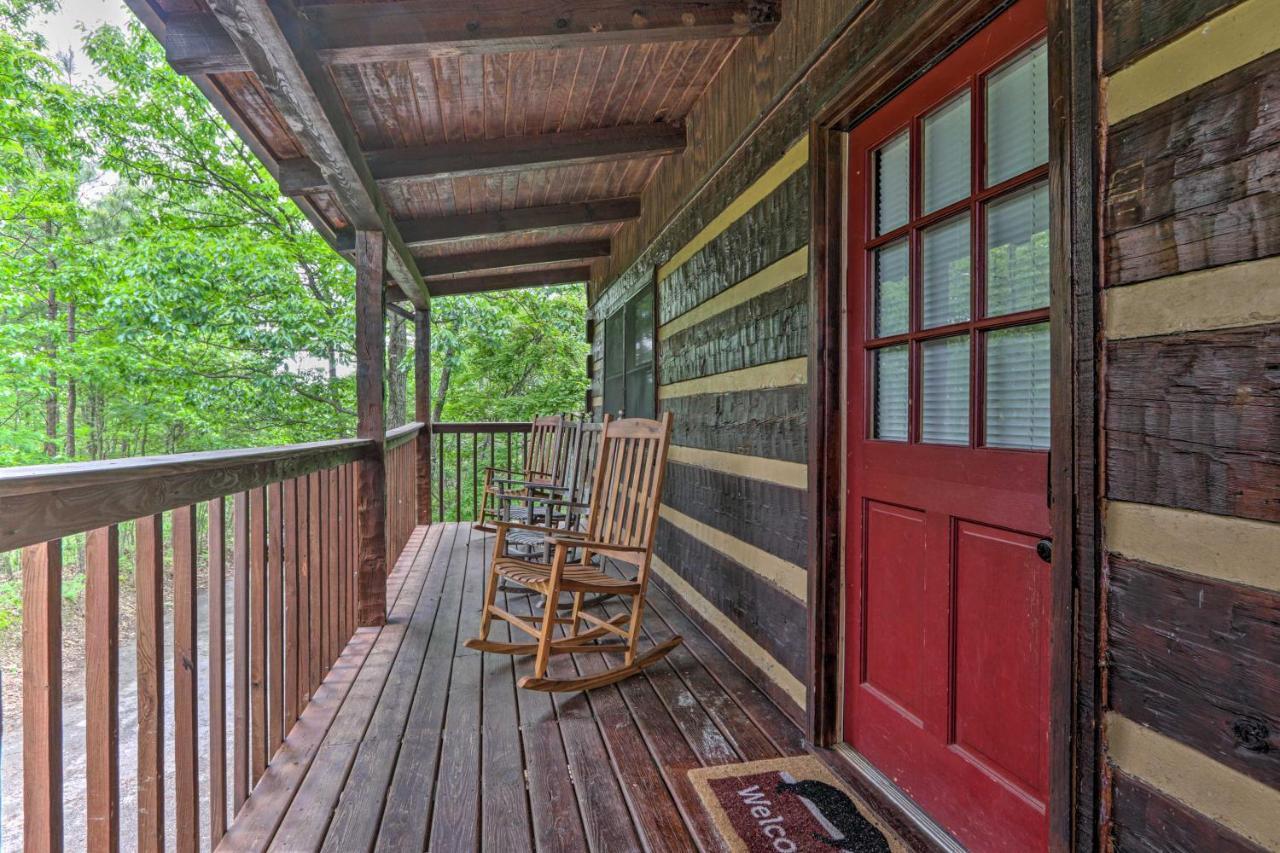فيلا Gatlinburg Escape With Hot Tub, Deck And Mtn View المظهر الخارجي الصورة